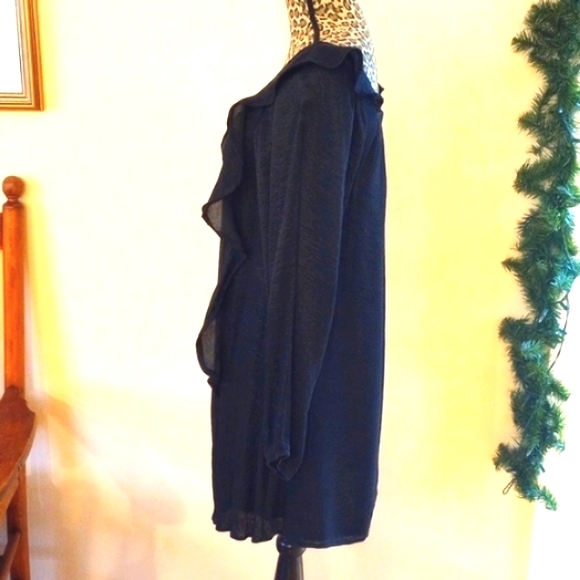 Glam Ladies Long Sleeve Midi Dress with Ruffle Accent Size:M Color:Black NWOT - Picture 3 of 10